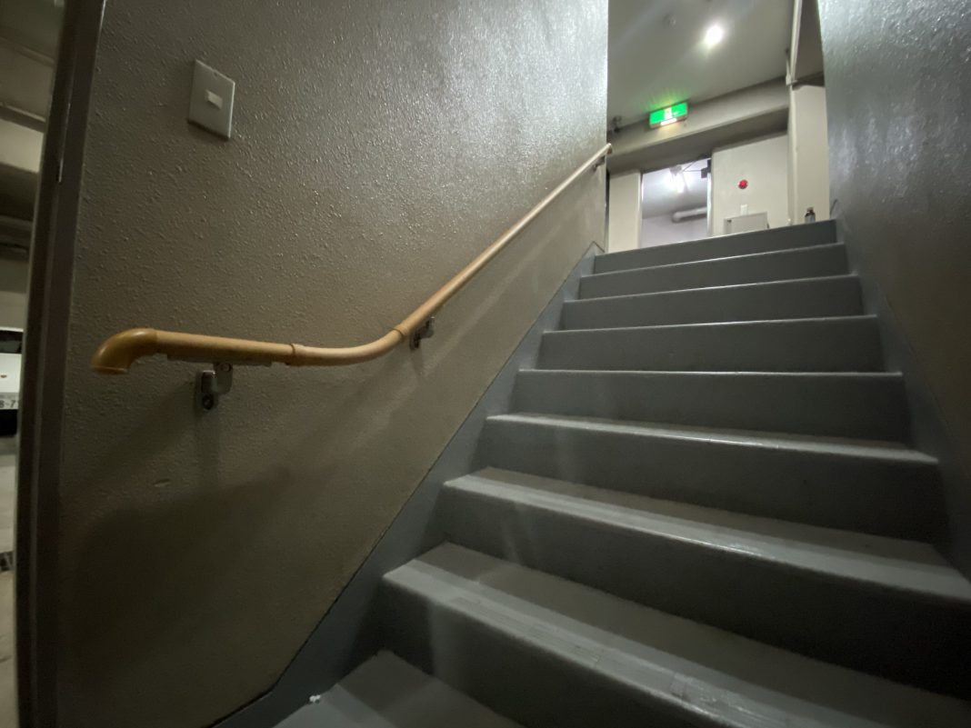 12 04 下石神井４丁目マンション現場手摺工事をアップしました 三和エクステリア西東京株式会社