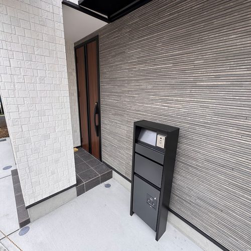 <span class="title">2025-9-25　　練馬区豊玉北1丁目現場-新築建売2棟現場その1をアップしました。</span>