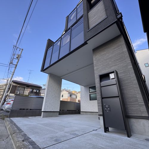 <span class="title">2025-10-29　　練馬区豊玉北1丁目現場-新築建売2棟現場工事をアップしました。</span>