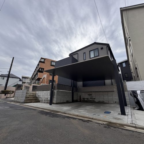 <span class="title">2026-5-8　　川崎市宮前区鷺宮現場-注文住宅新築外構をアップしました。</span>